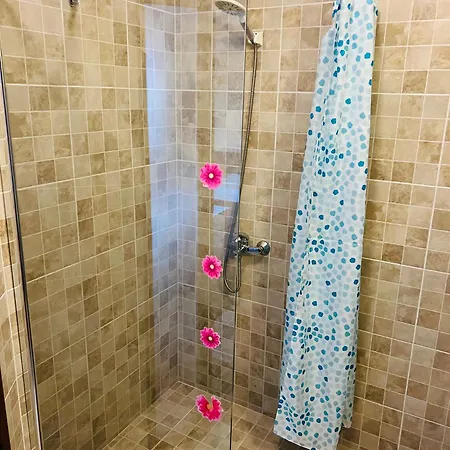 Апартаменты Desi House 302 A Large Cozi *