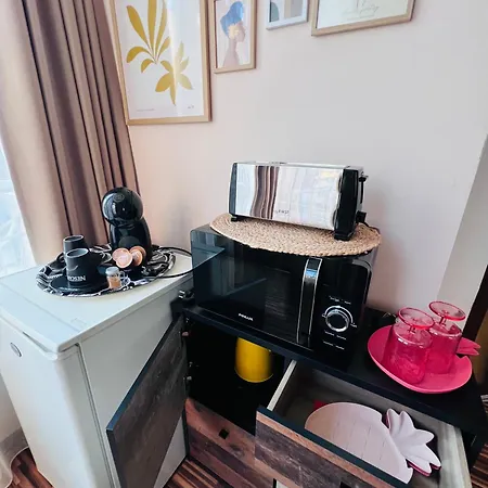 Апартаменты Desi House 302 A Large Cozi *