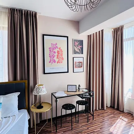 Desi House 302 A Large Cozi Апартаменты
