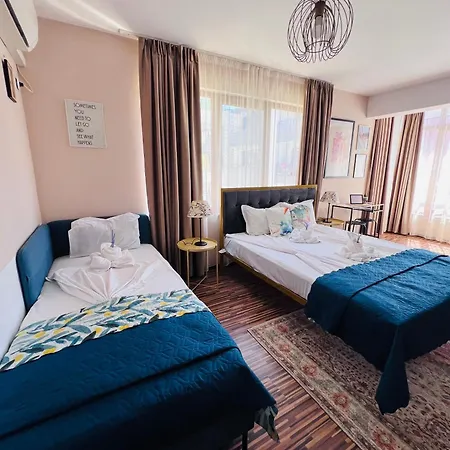 Desi House 302 A Large Cozi Апартаменты *